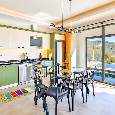 Mirador Вилла Каш